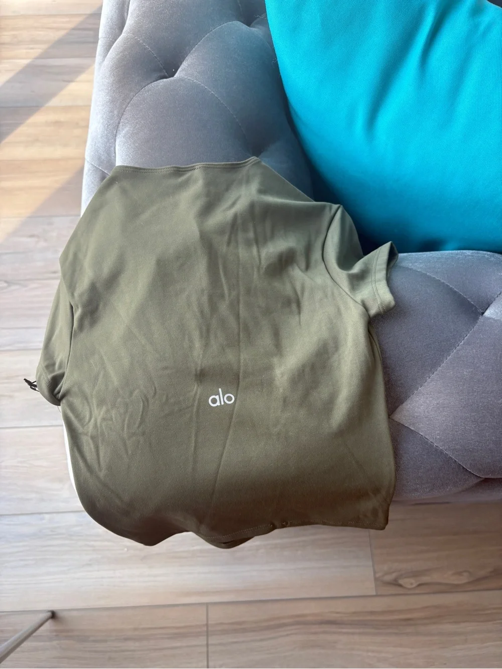 Alo Yoga Softsculpt Best Bet Short Sleeve Top Olive XXS NWT